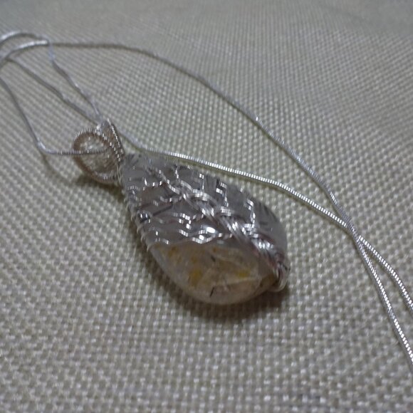 Beautiful TOURMALINE QUARTZ Sterling WIRE-WRAPPED TREE Handmade Pendant/Chain - Picture 1 of 3